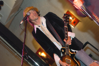 Will Hoge’s guitarist